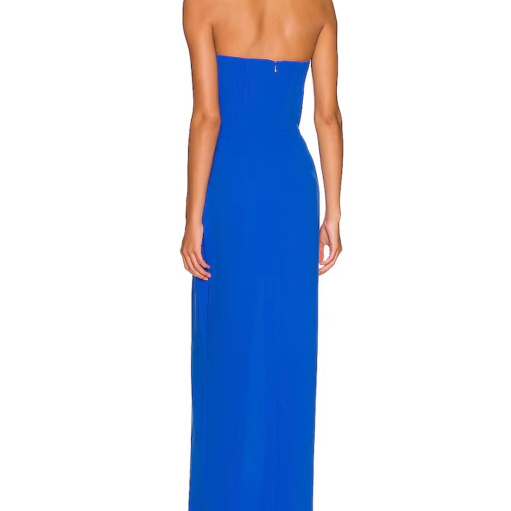 REVOLVE Cherri Gown in Cobalt
Amanda Uprichard - Picture 3 of 6